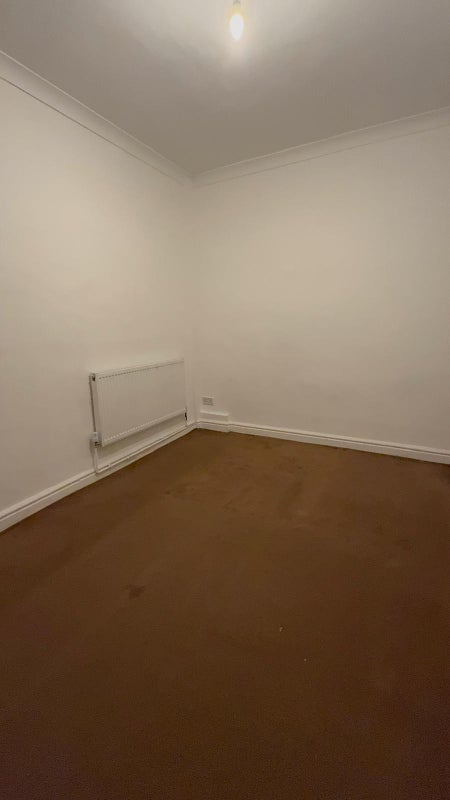 Flat Romford Road in Greater London