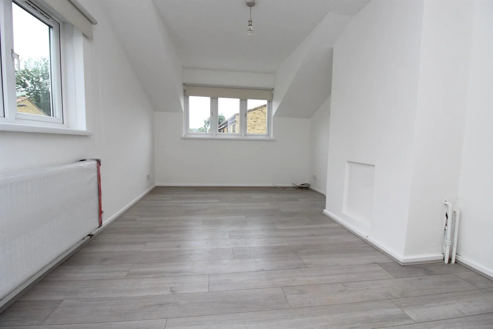 Flat Portland Road in Greater London