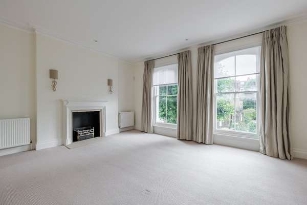 House Stratford Road in Greater London