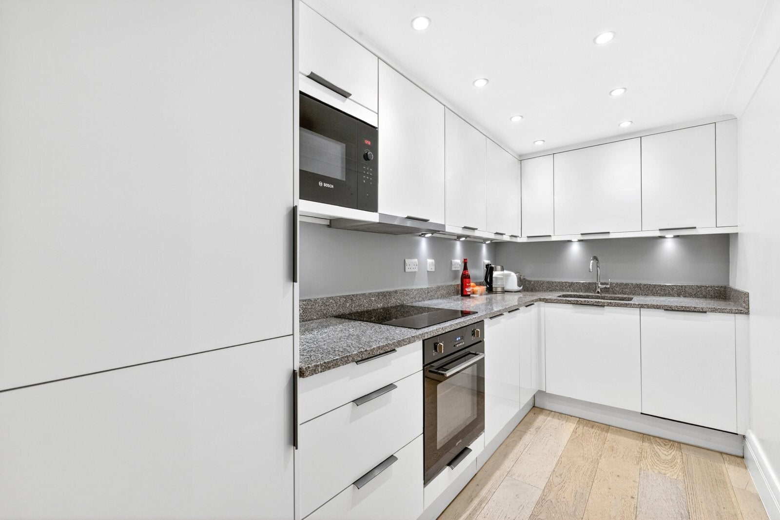 Flat Grange Yard in Greater London