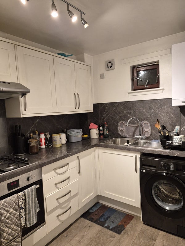 Flat Hopefield Terrace in City of Edinburgh