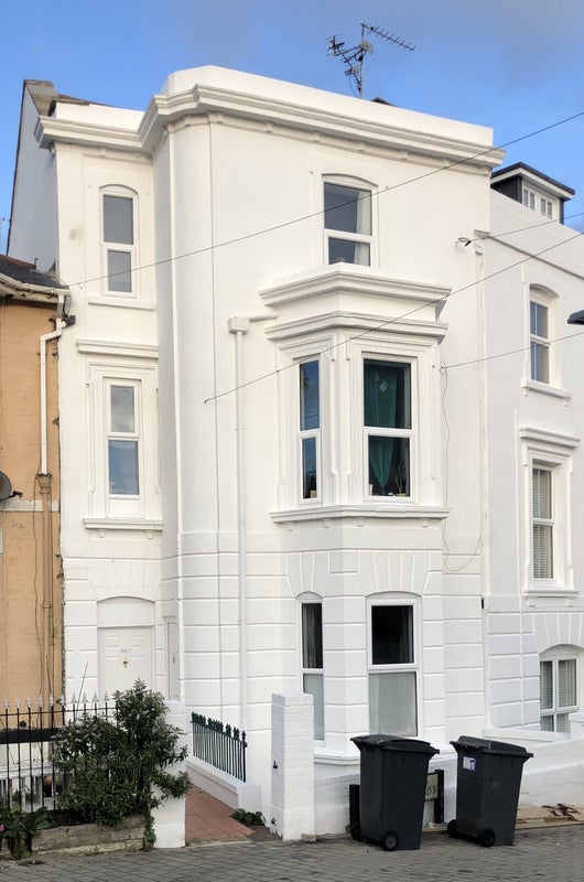 Room Upper Terrace Road in Bournemouth