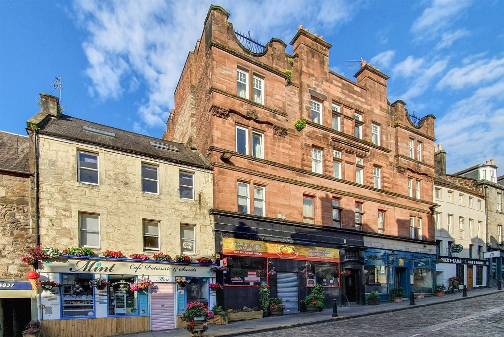 Flat Baker Street in Stirling