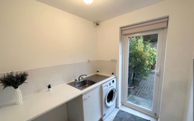 Room Green Lane in Birmingham