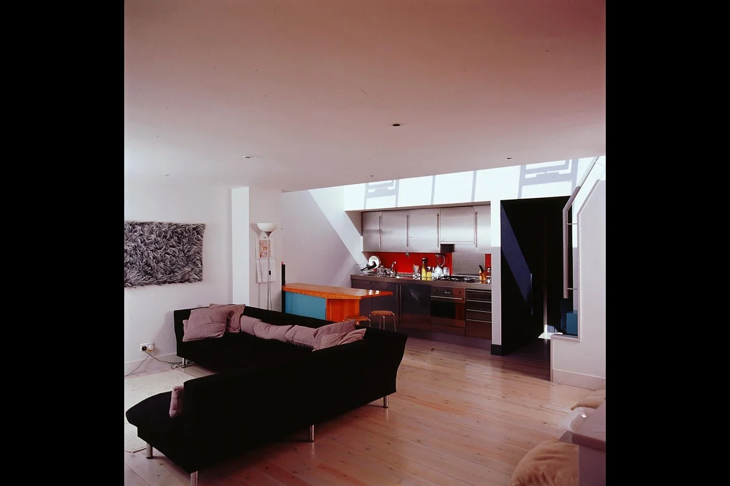 Flat Clarence Mews in Greater London
