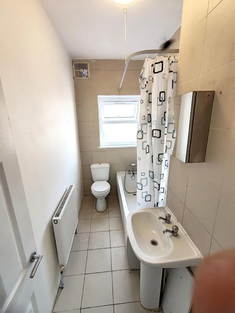 Flat Balfour Road in Greater London