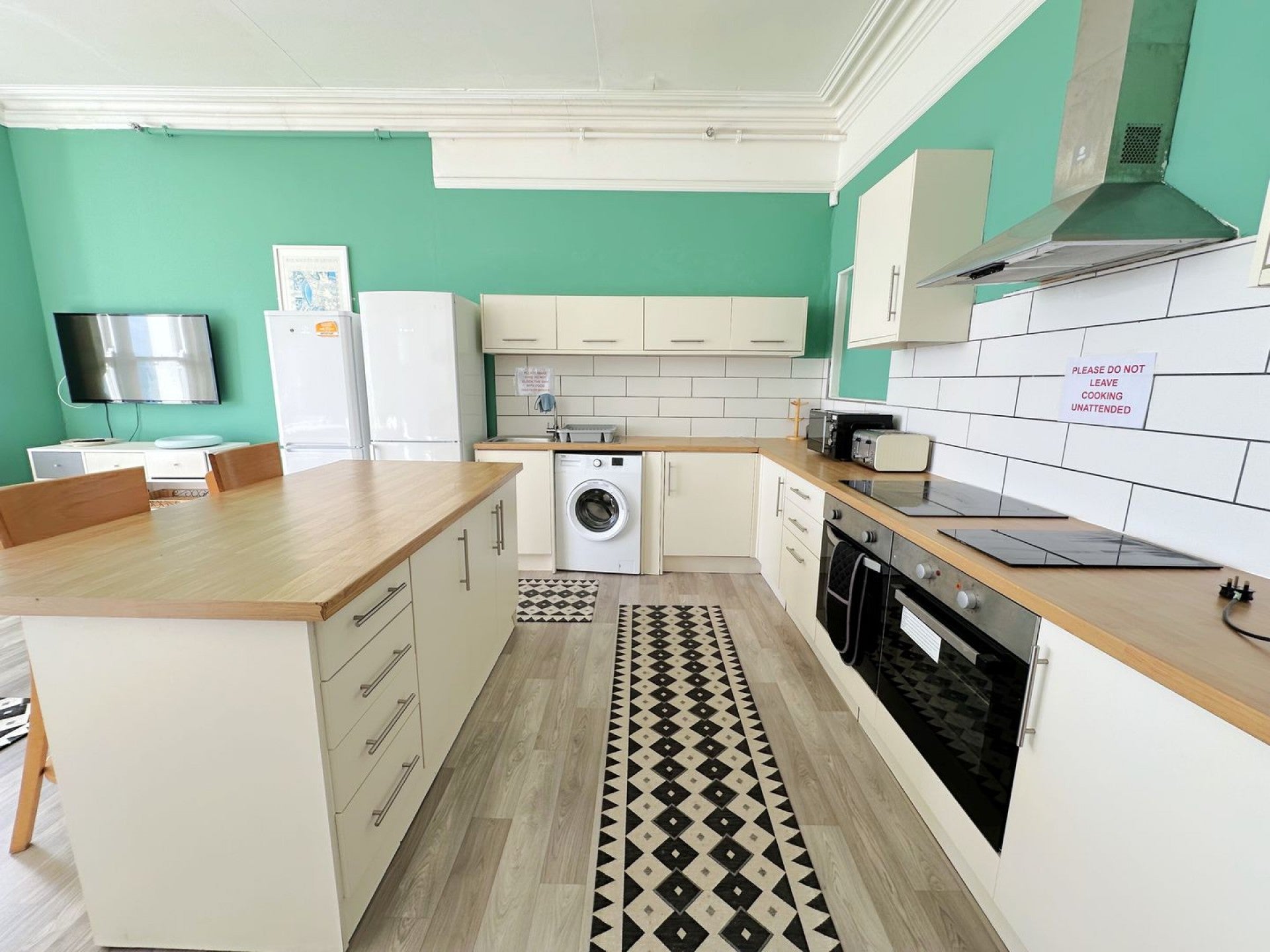 Room White Rock in St Leonards