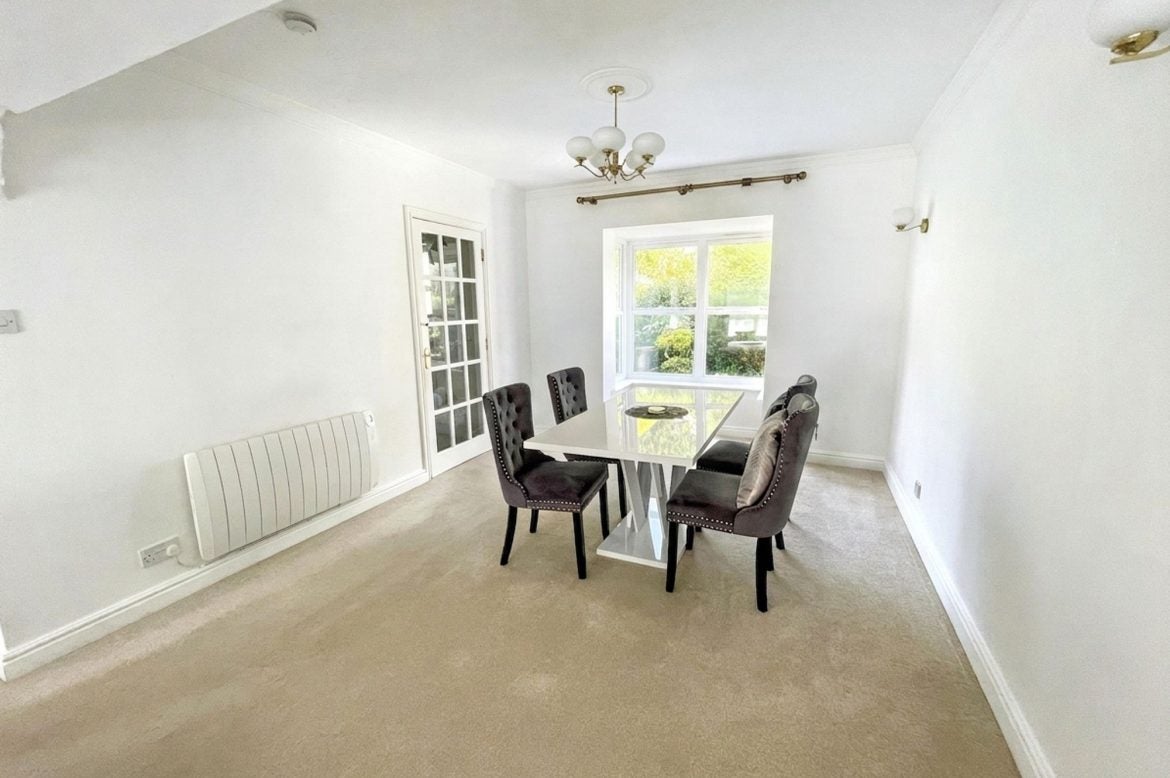 Flat Parkhill Road in Torquay