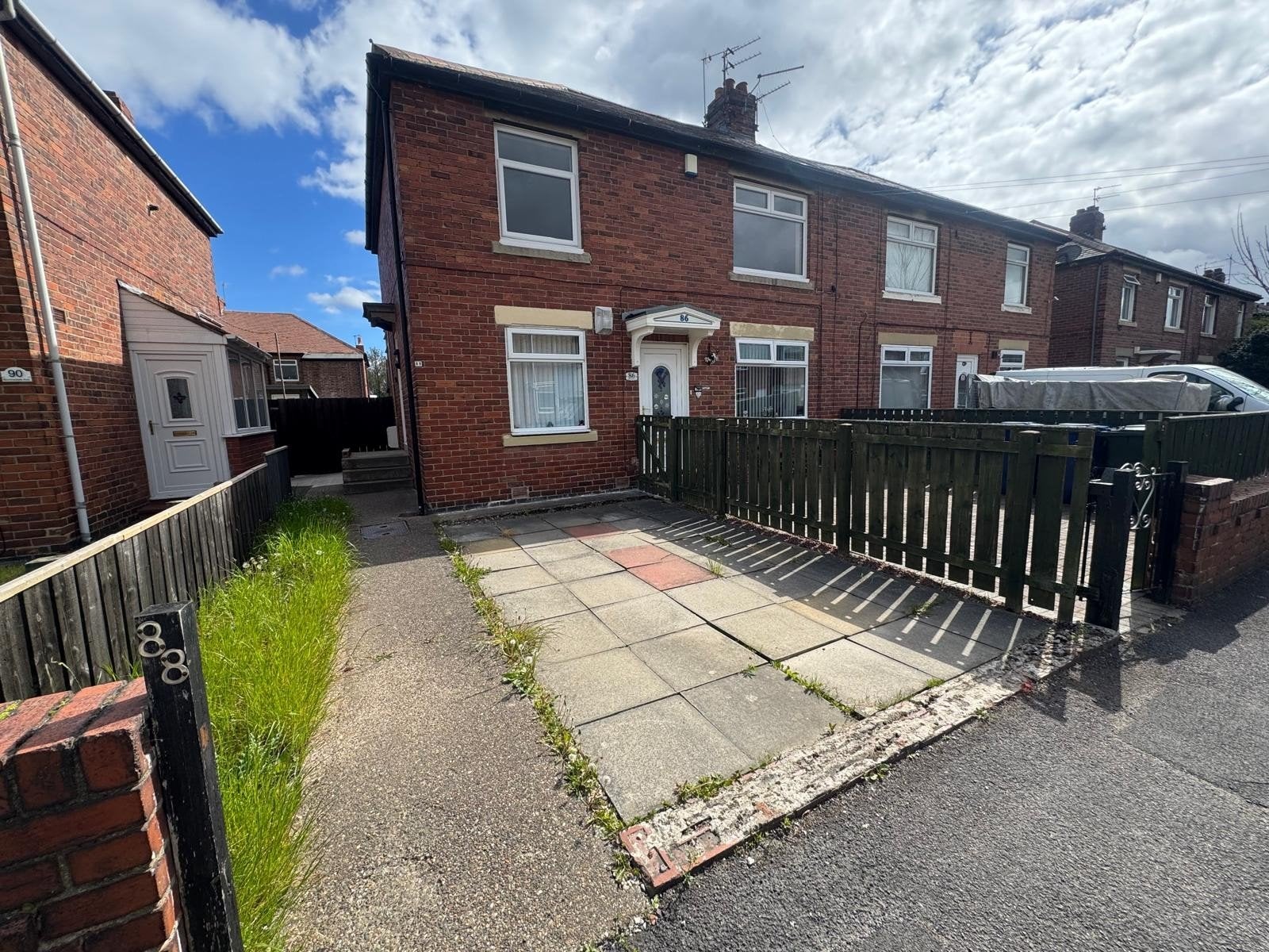 House Borrowdale Avenue in Newcastle upon Tyne