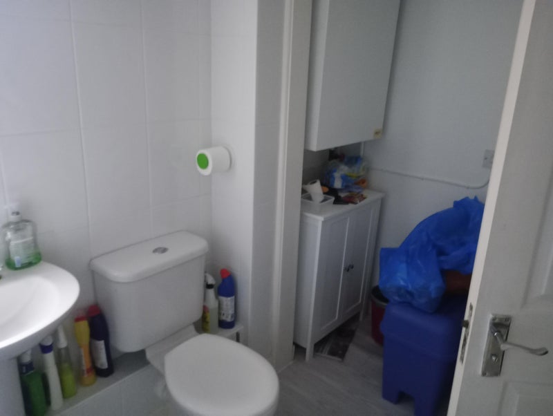 Room Redcliff Mead Lane in Bristol