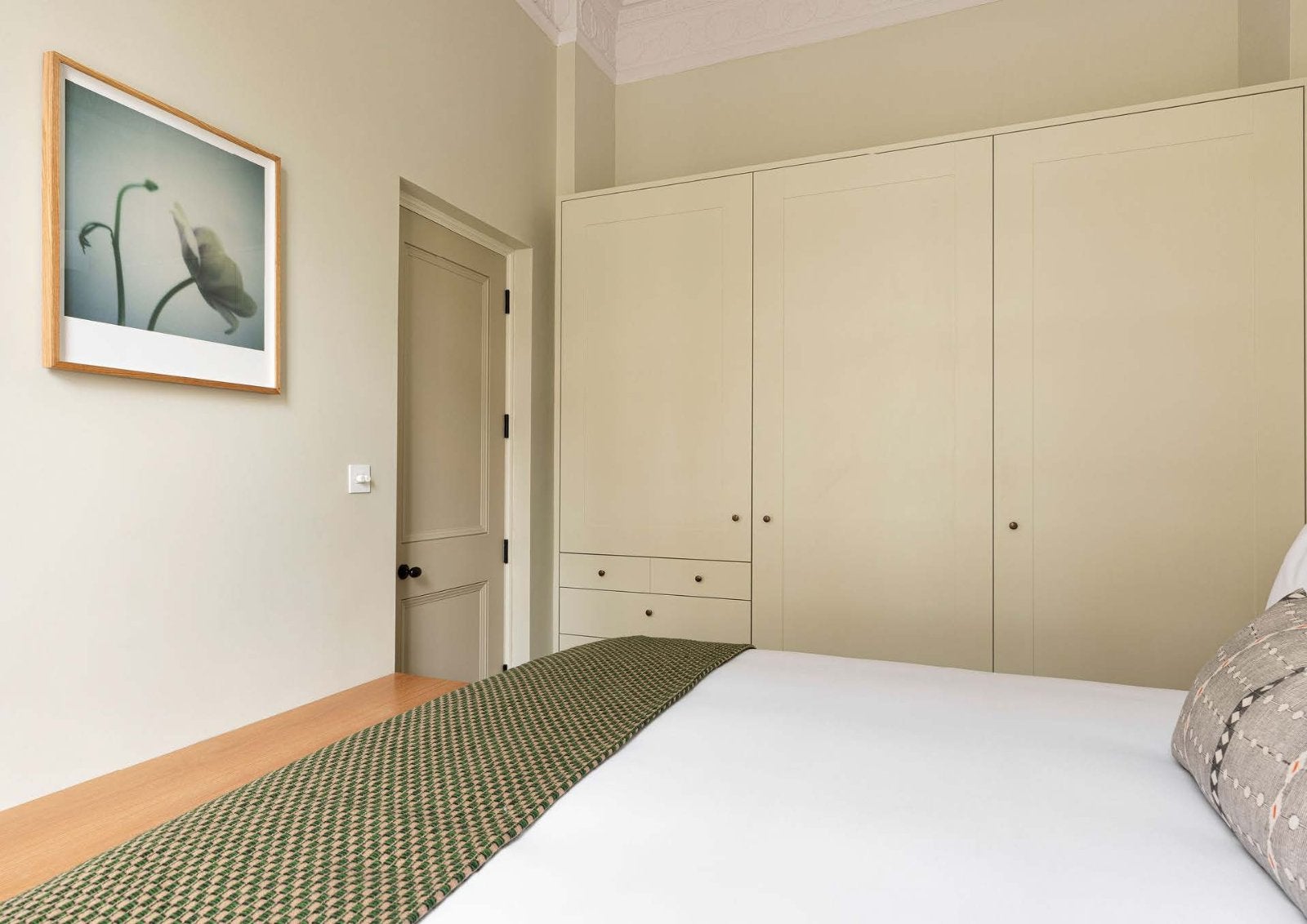 Flat Harley Street in London