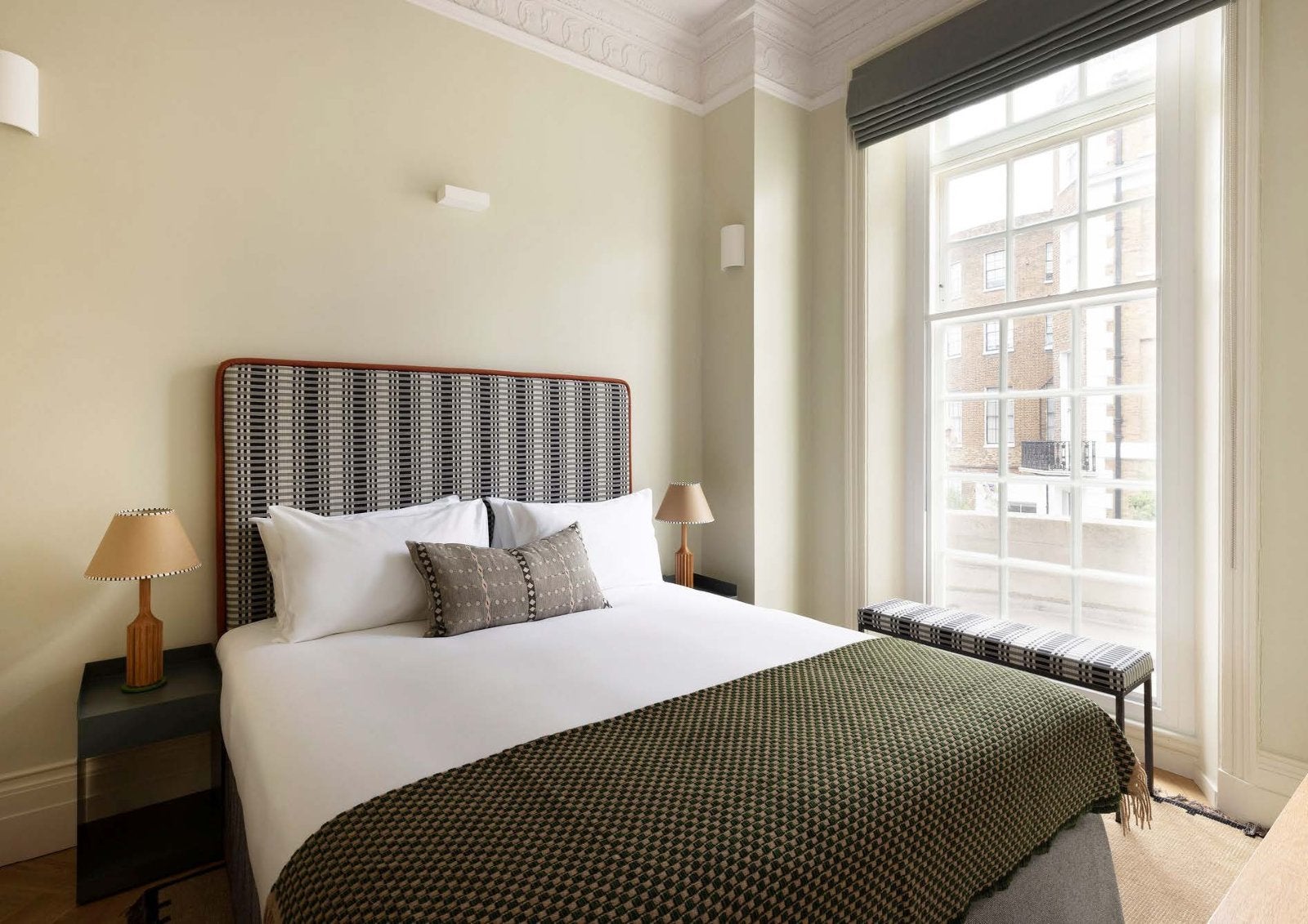Flat Harley Street in London