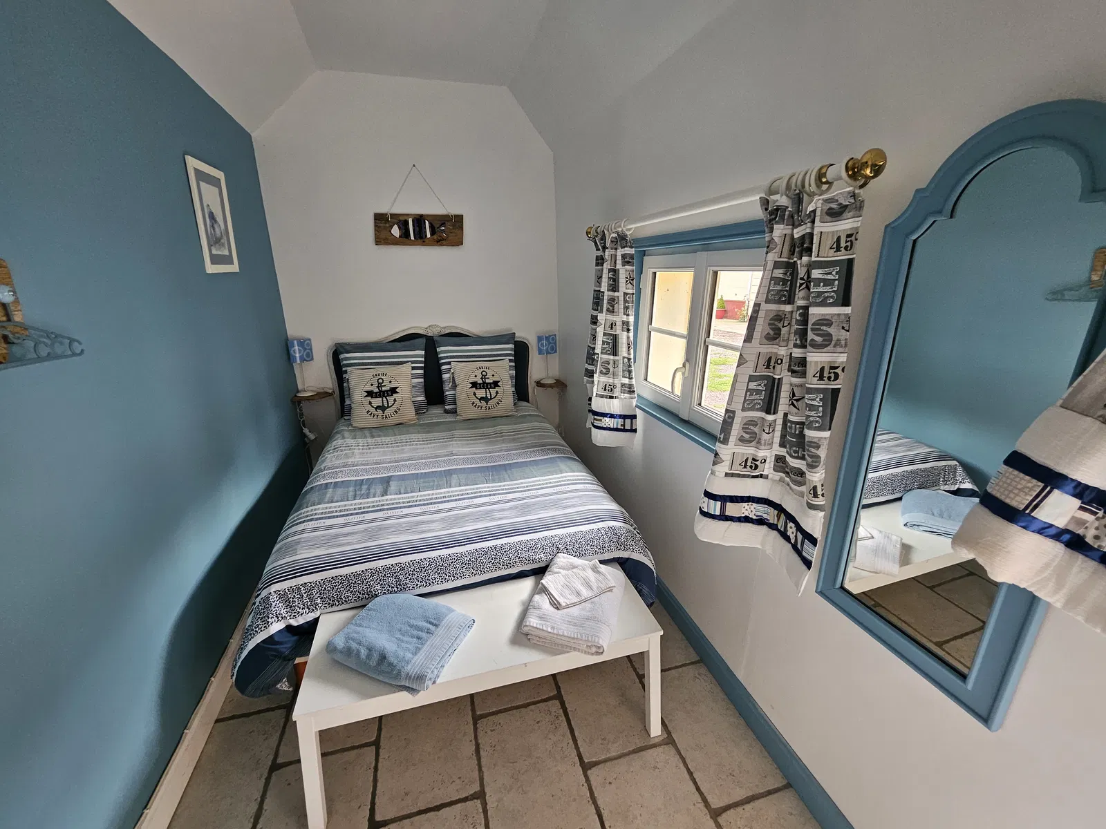 Chambre Rue de Gamaches à Maisnières