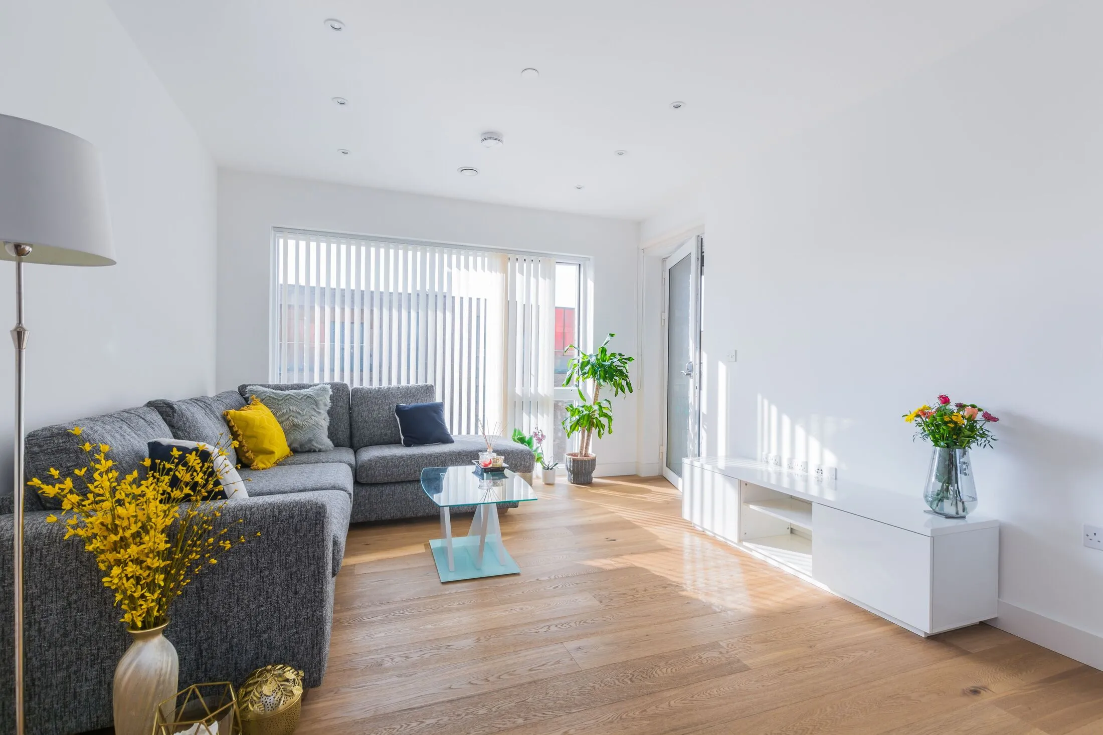 Flat Fergus Street in Greater London