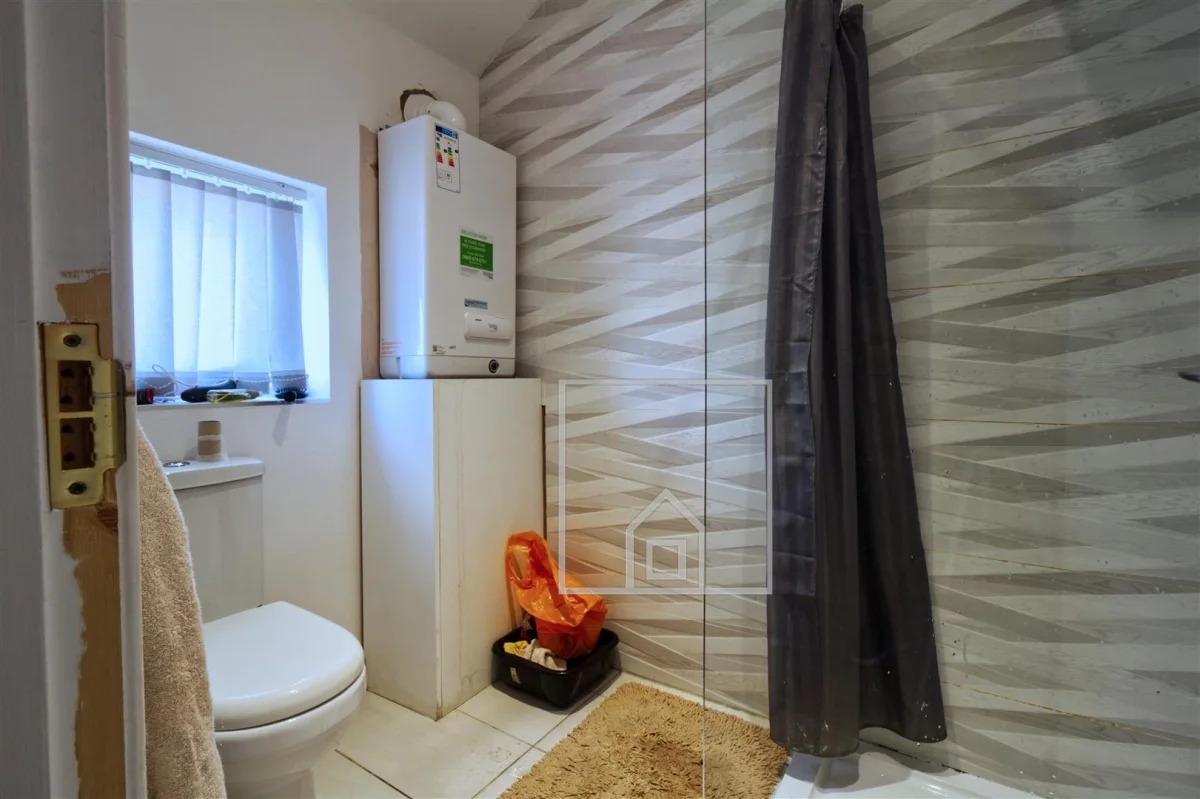 Flat Brudenell Grove in Leeds