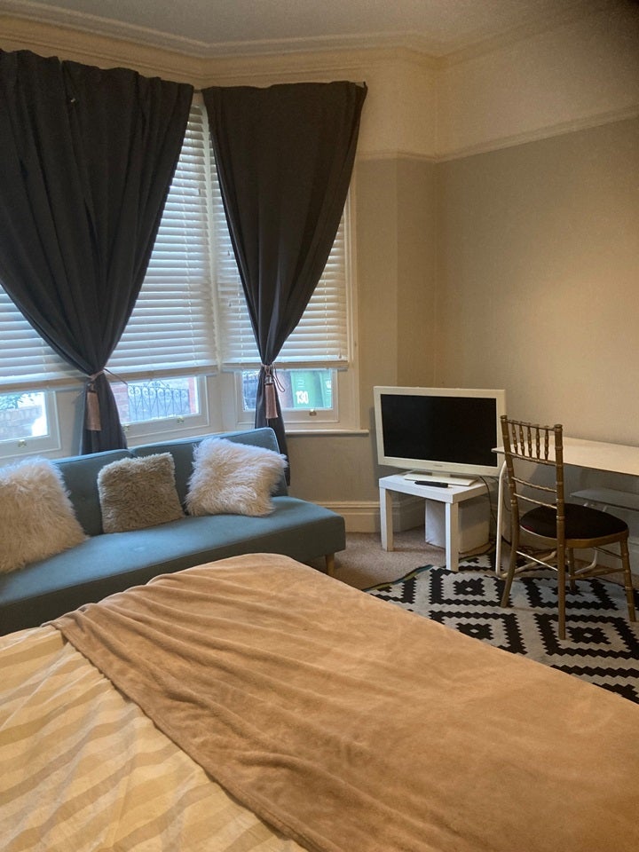Room Inchmery Road in Greater London