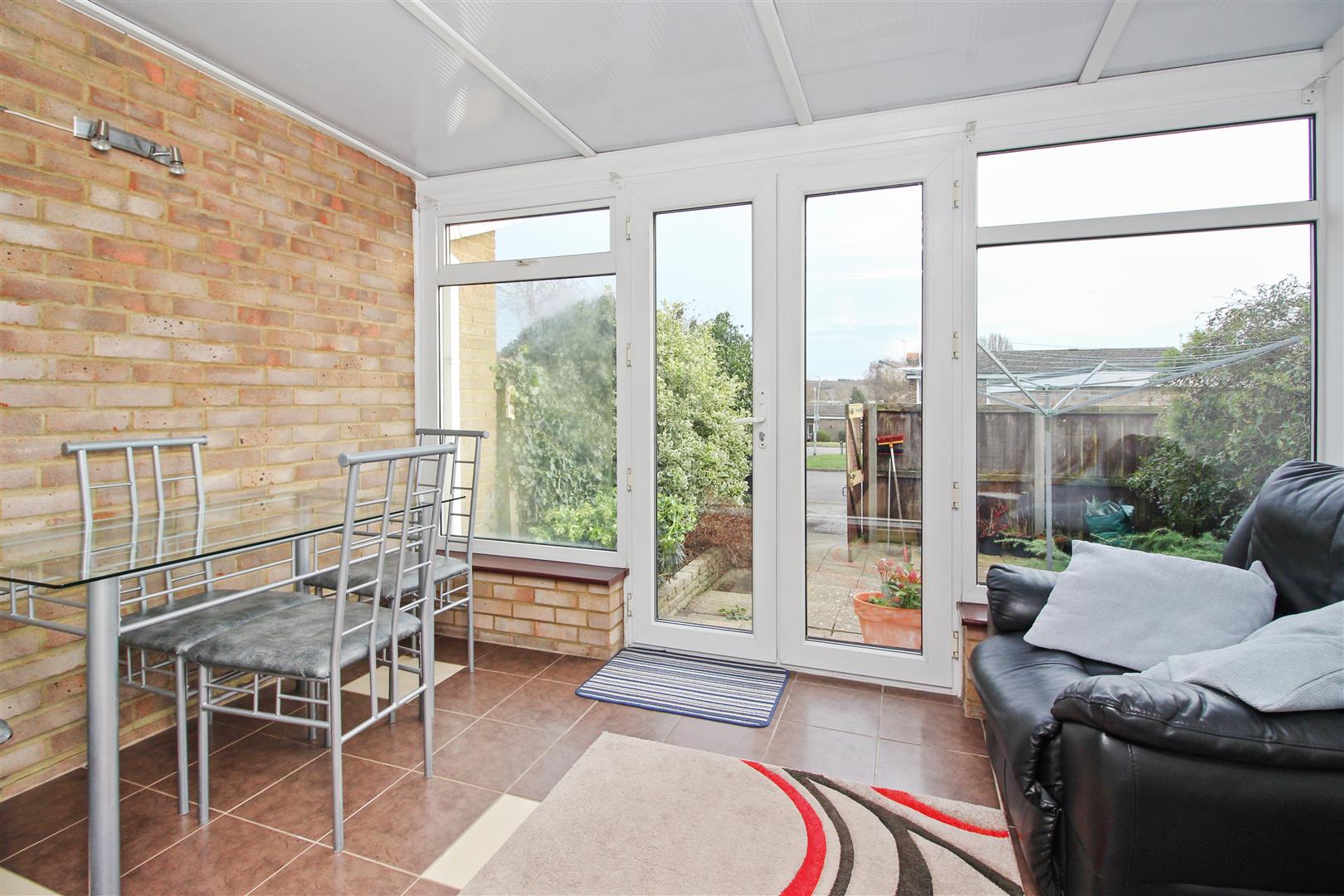 Flat Sundridge Close in Canterbury