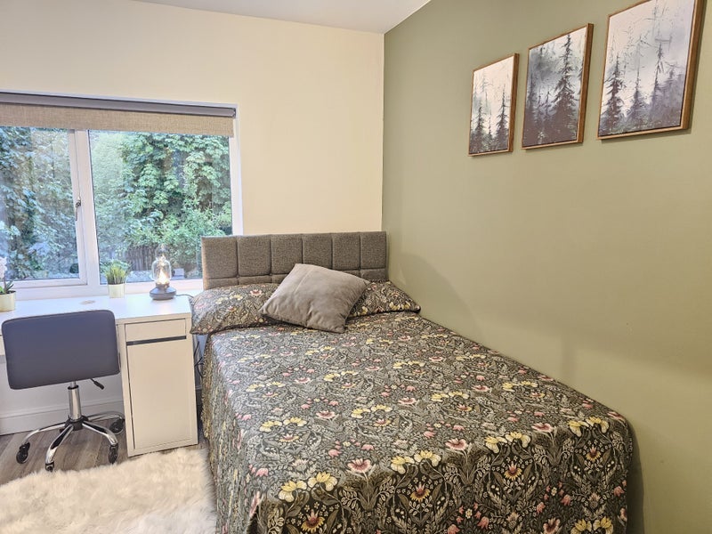 Room Brailsford Road in Manchester