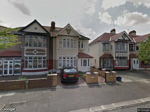 House Northwood Gardens in Greater London
