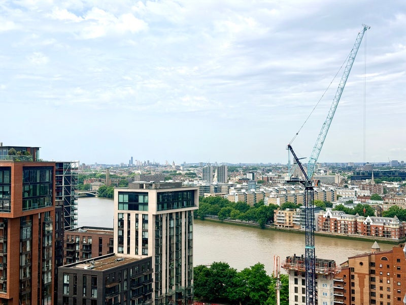 Flat Viaduct Gardens in Greater London
