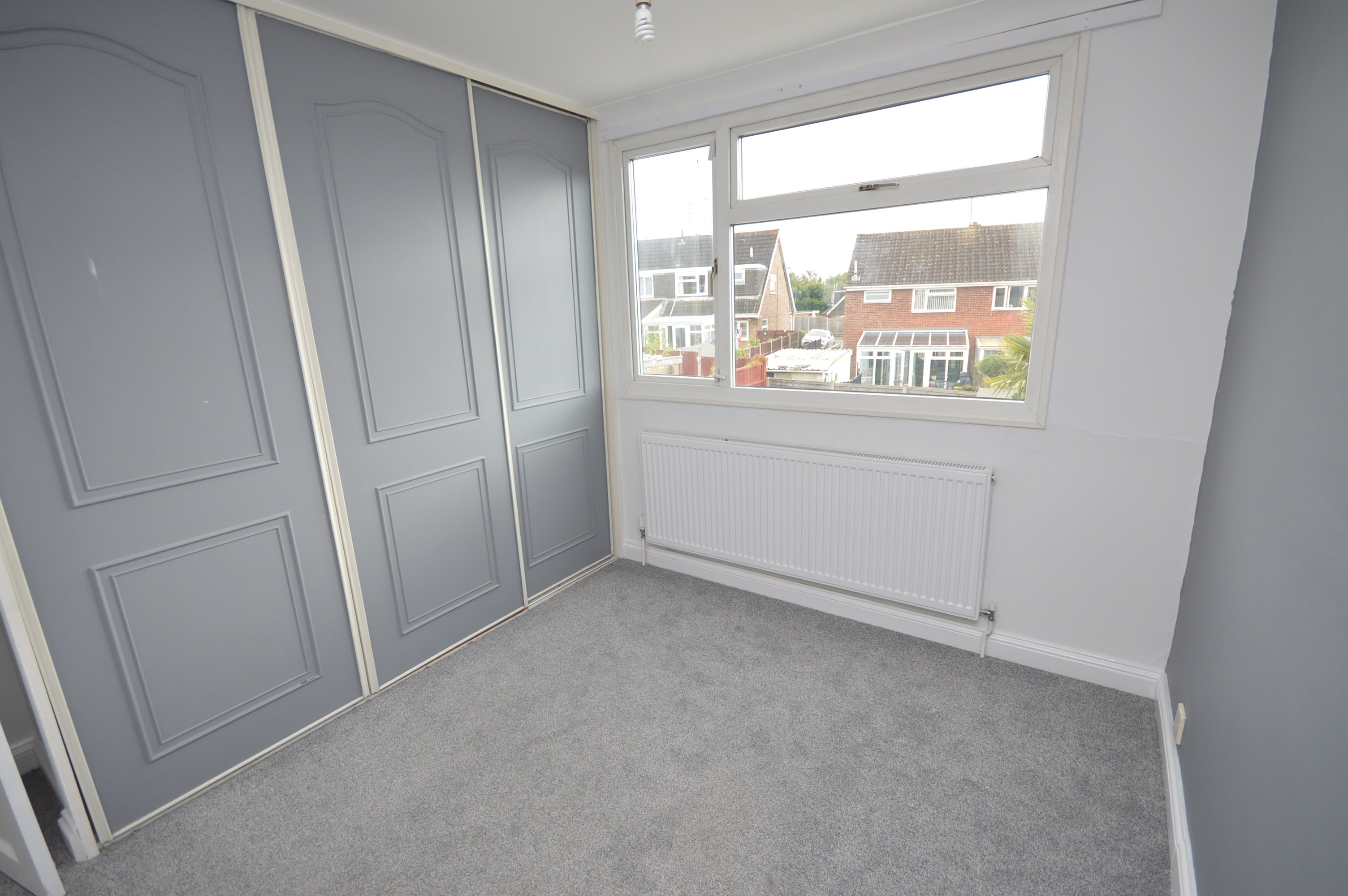 House Braemar Close in Kettering