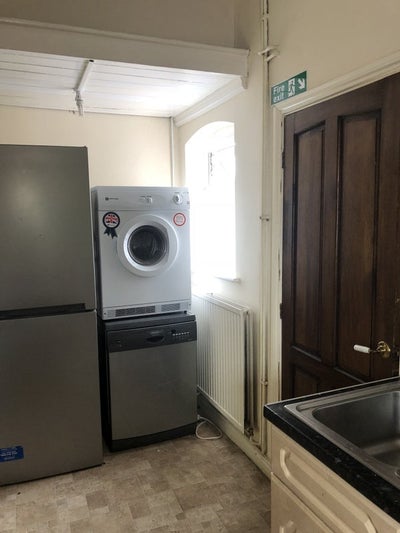 Room Rodgers Street in Stoke-on-Trent