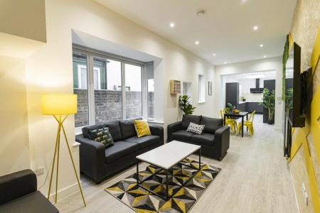 Room Montgomerie Road in Portsmouth