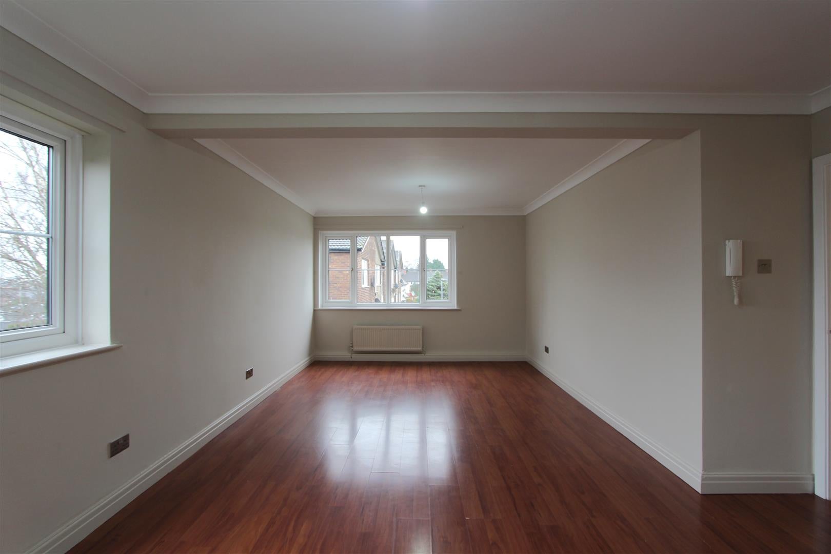 Flat Thornley Road in Lymm