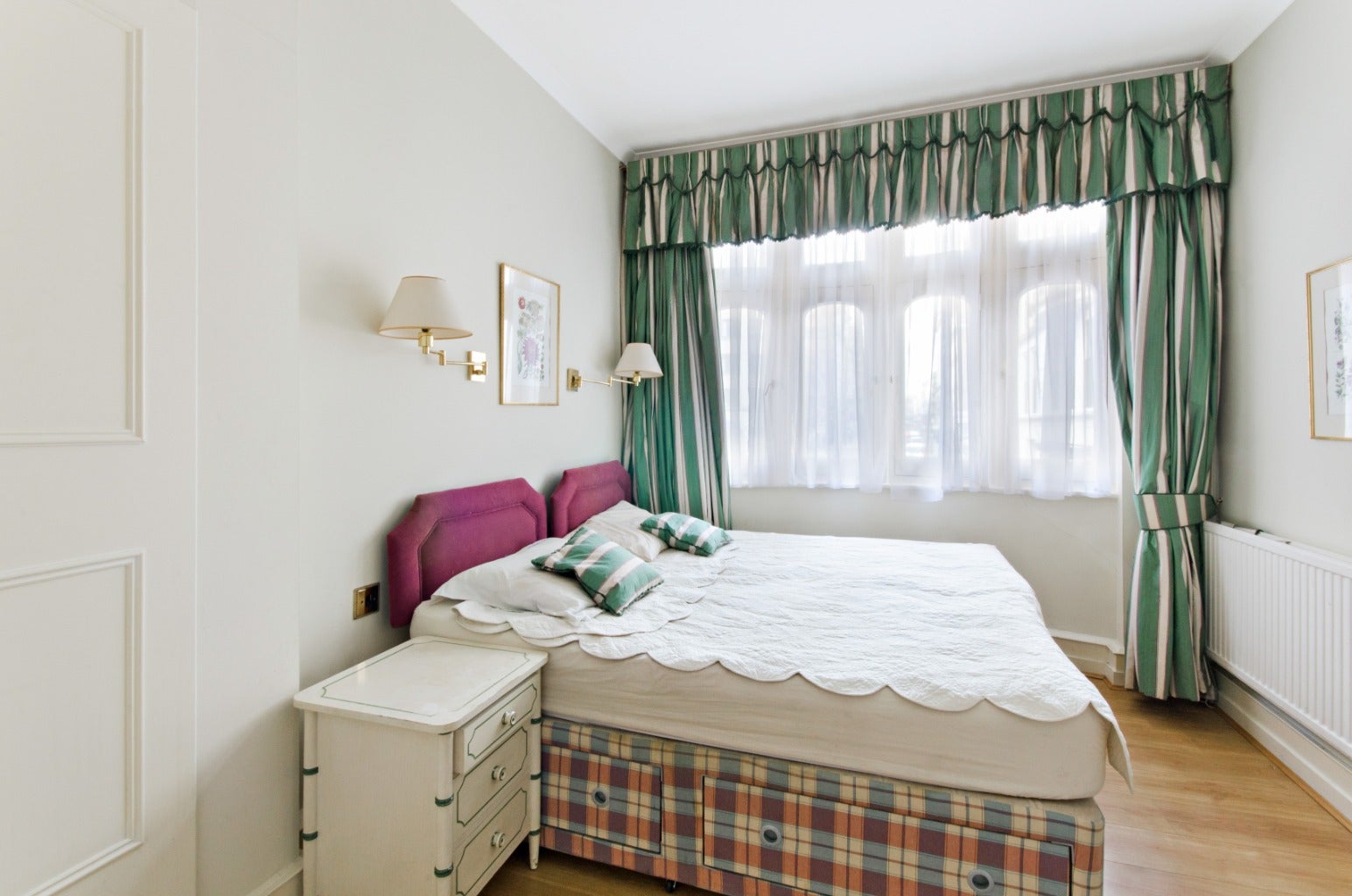 Flat Arlington Street in City of Westminster