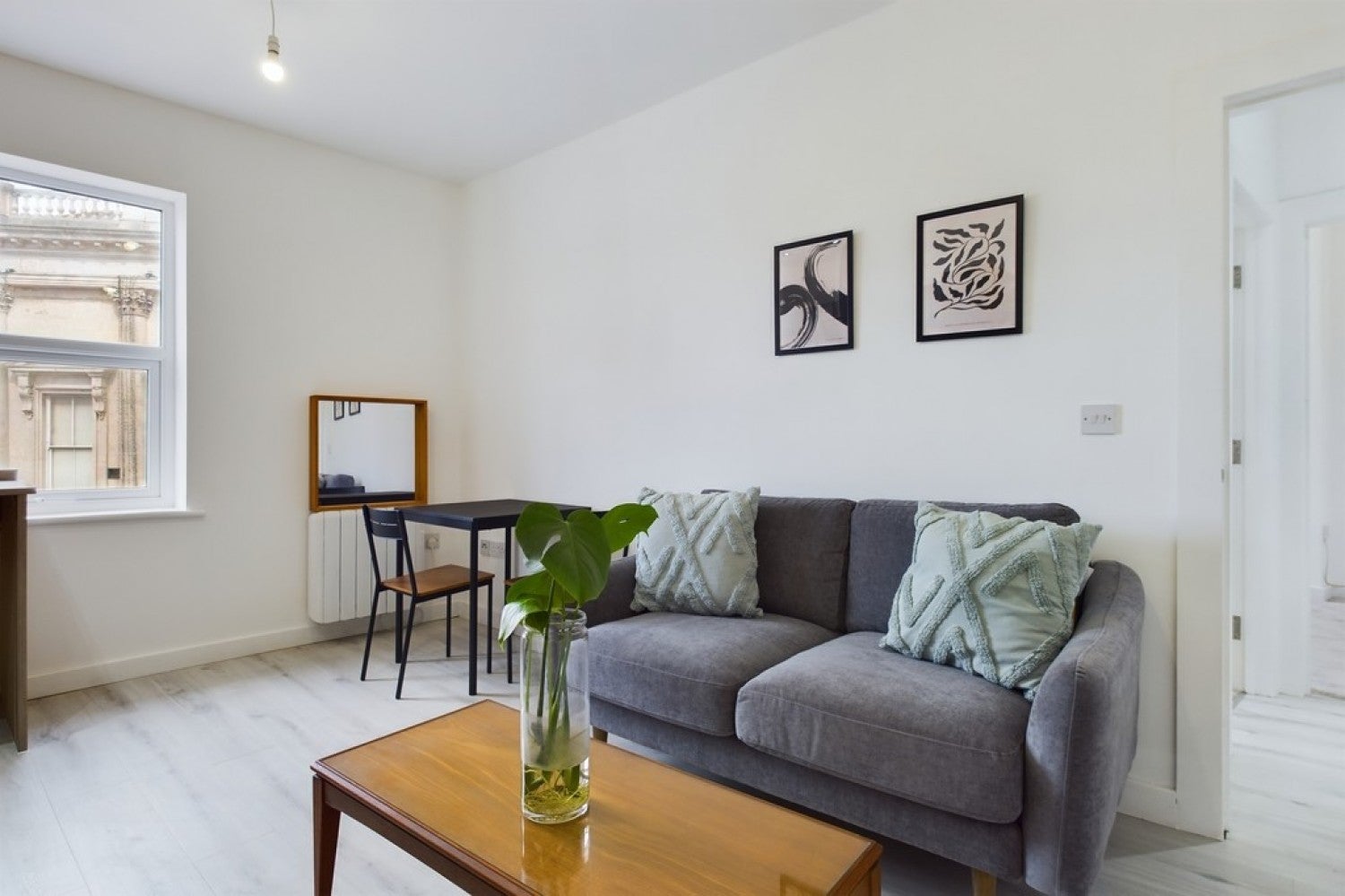 Flat Rendezvous Street in Folkestone and Hythe District