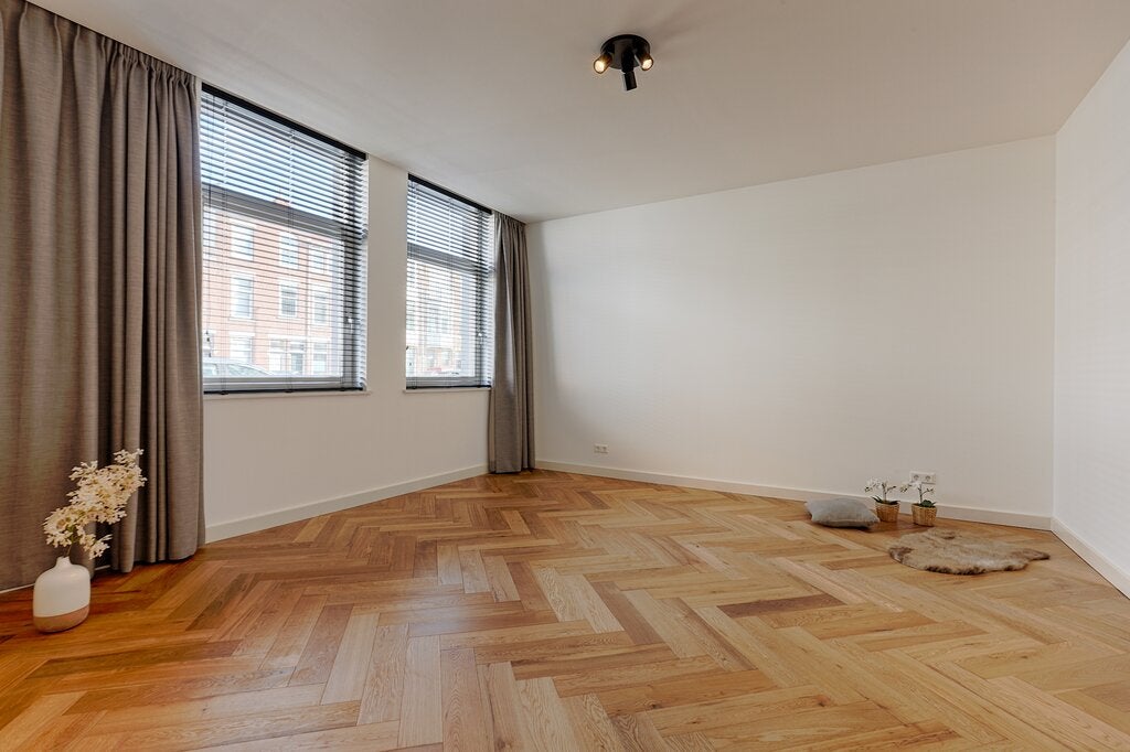 Appartement te huur: Valkenboslaan 185, 'S-Gravenhage