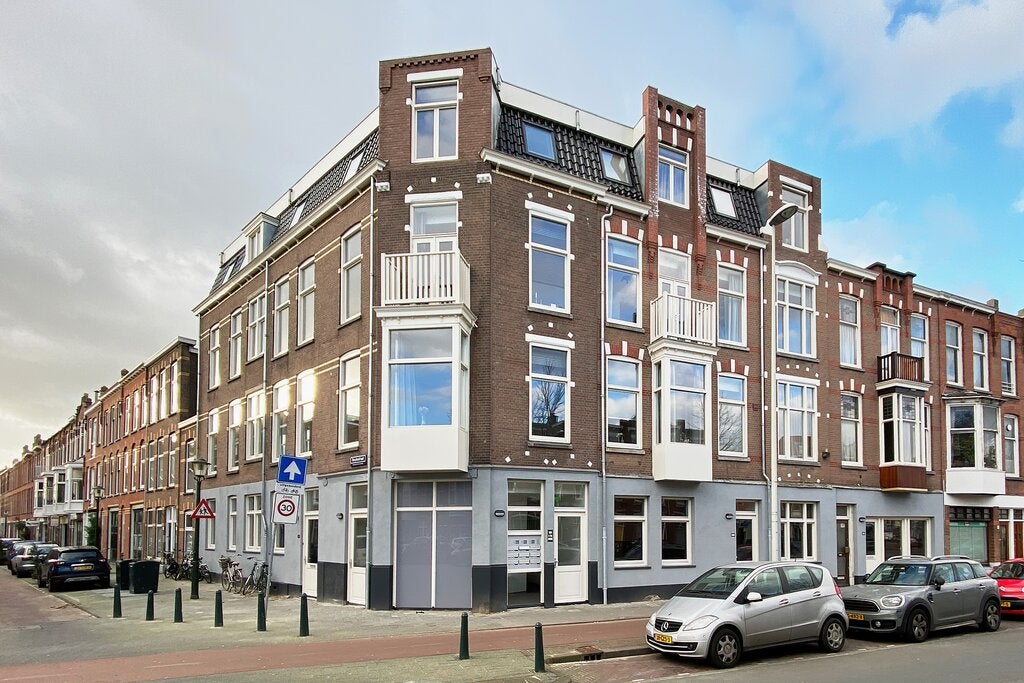 Appartement te huur: Valkenboslaan 185, 'S-Gravenhage