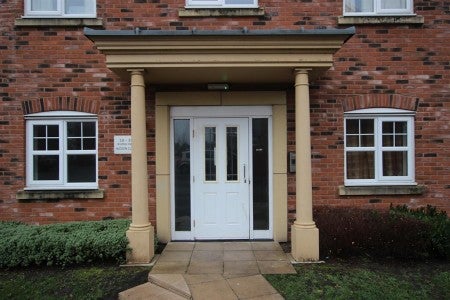 Flat Hudson Close in Bolton