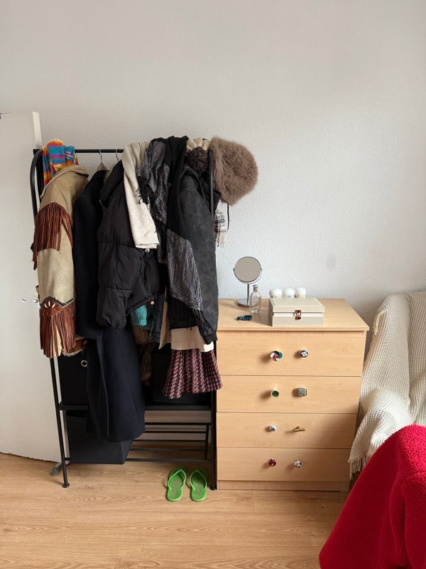 Room Blackstock Road in Greater London