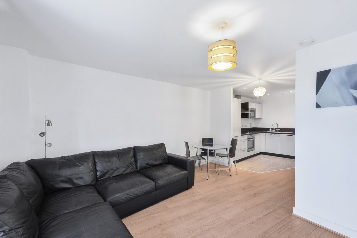 Flat Surrey Quays Road in Greater London