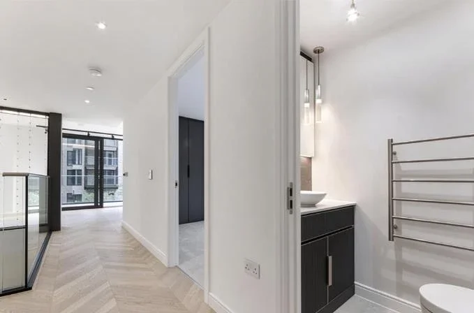 Flat Macclesfield Road in Greater London