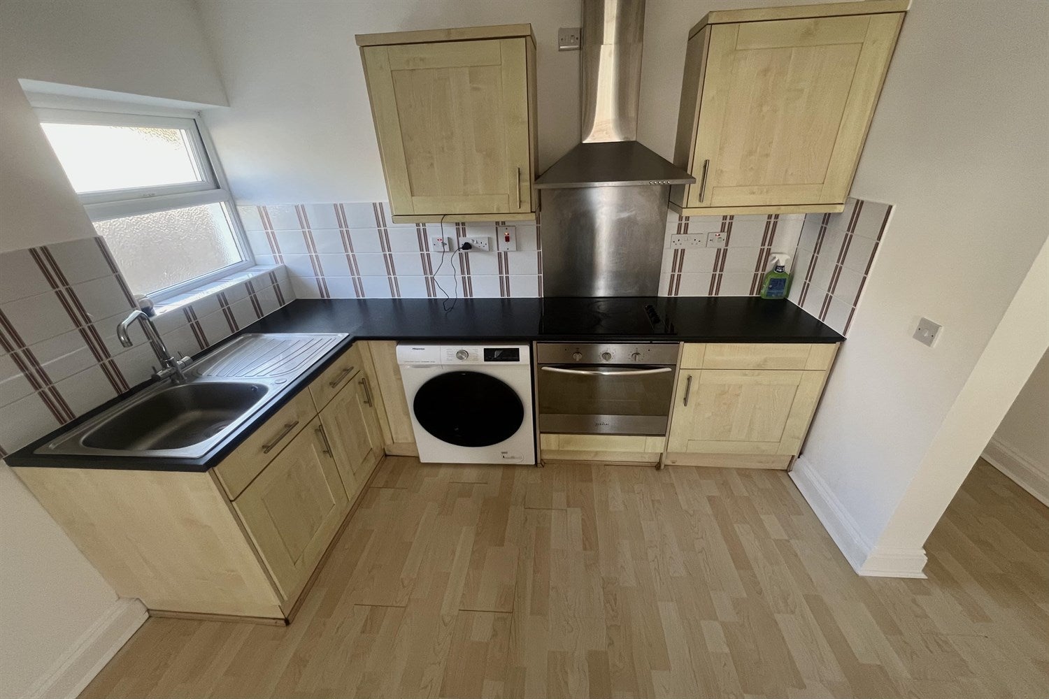 Flat Sandown Avenue in Southend-on-Sea