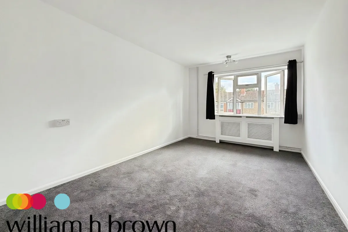 Flat Jasmine Close in Ipswich