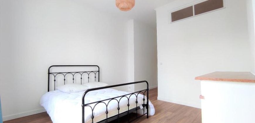 Flat Cours Émile Zola in Villeurbanne