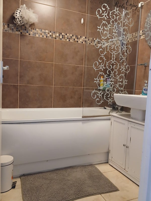 Room St Georges Way in Greater London