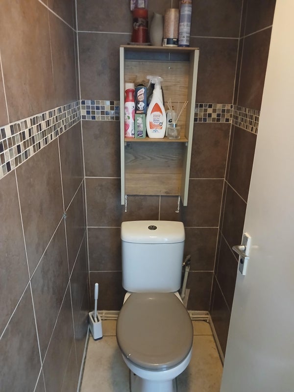 Room St Georges Way in Greater London
