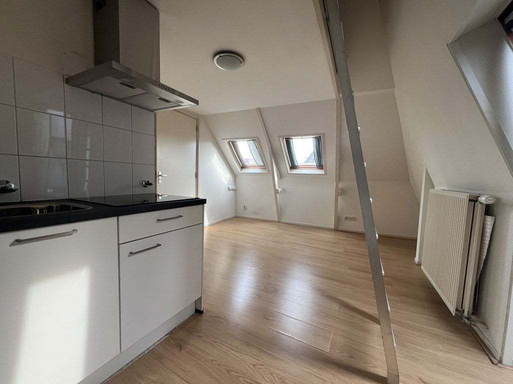 Kamer te huur: Winschoterdiep, Groningen