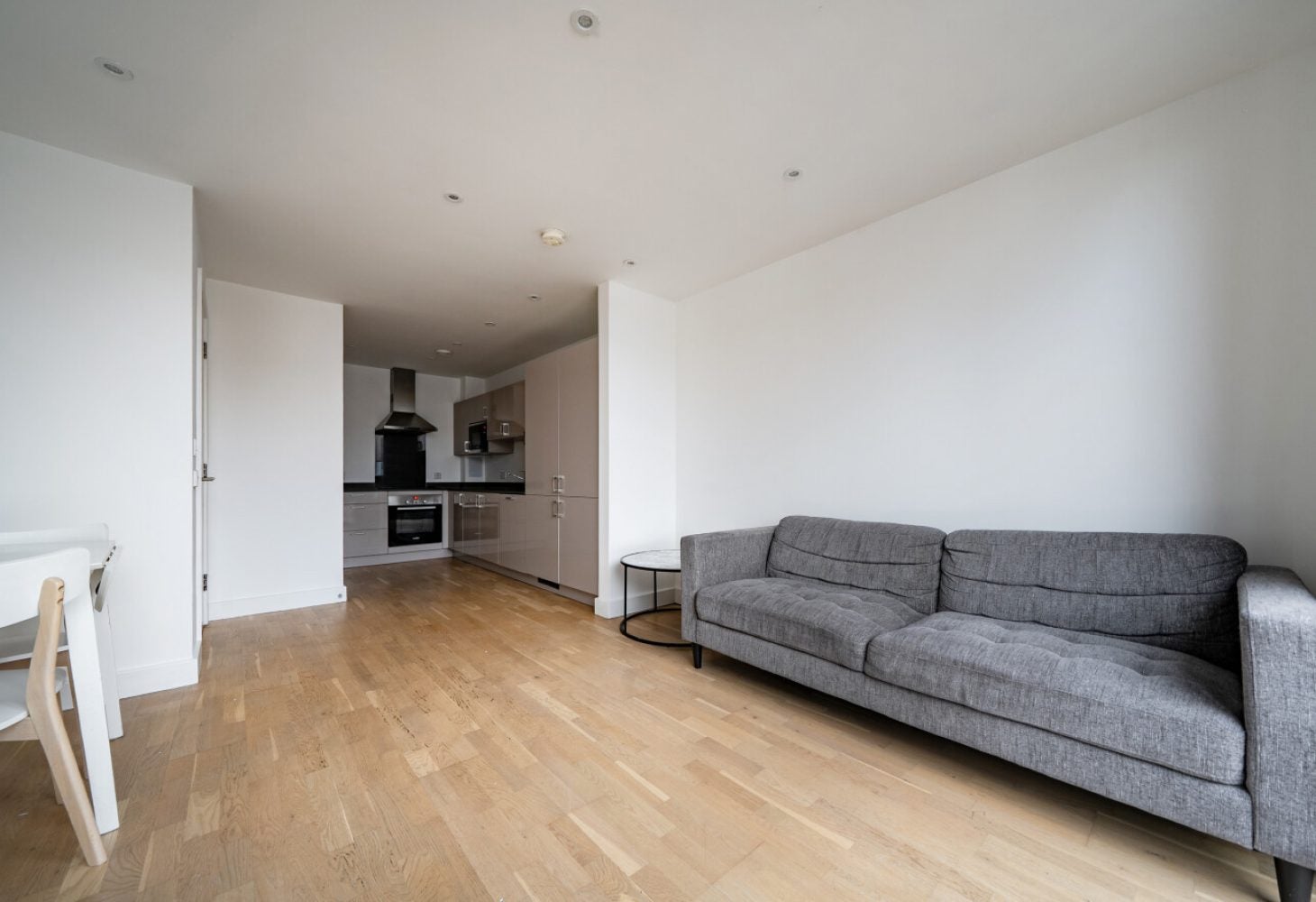 Flat Nichols Court in Chelmsford