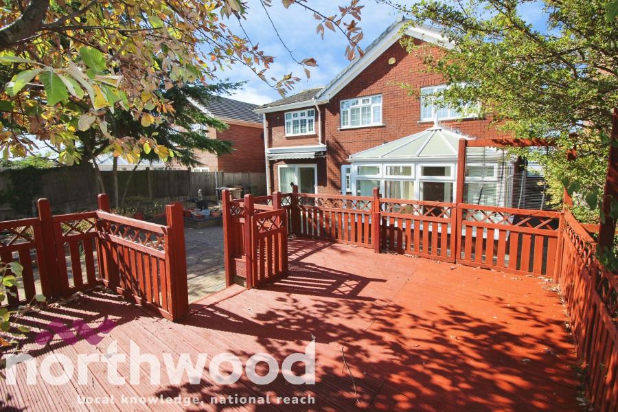 House Brinklow Close in Sefton
