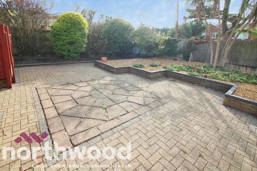 House Brinklow Close in Sefton