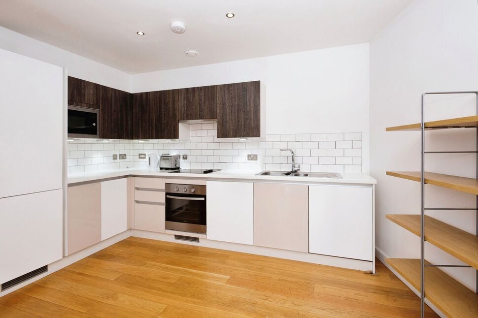 Flat Islington Way in Salford