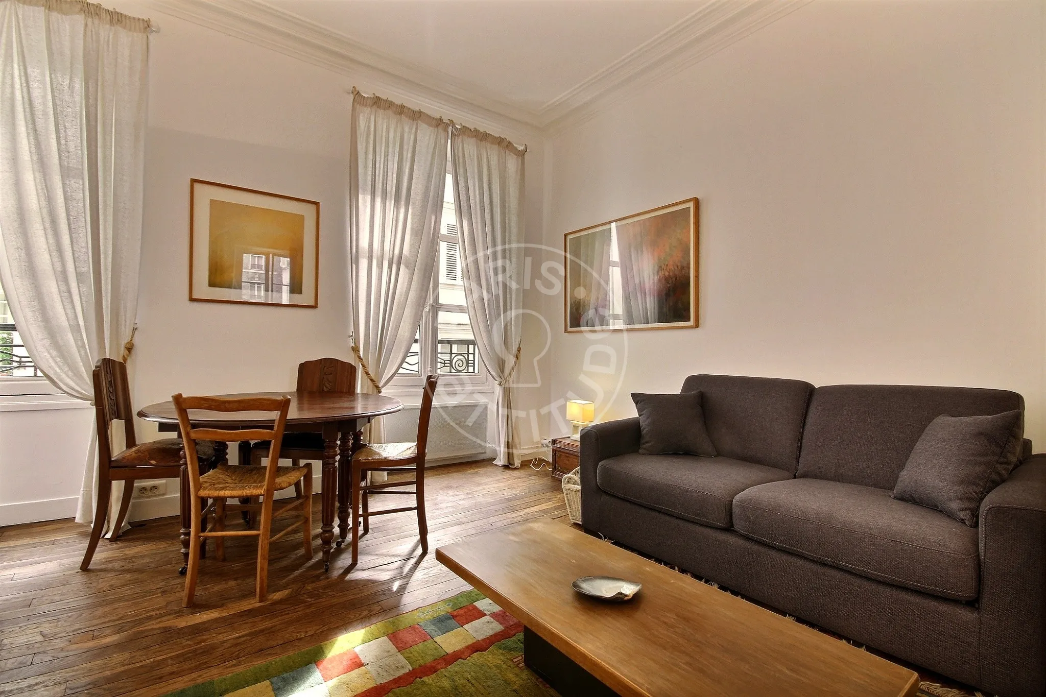 Appartement Rue la Condamine à Paris