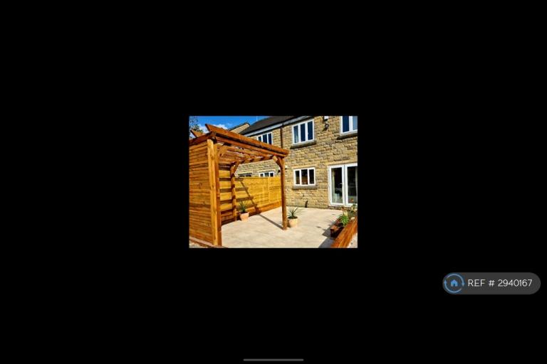 House Campbell Close in Bury