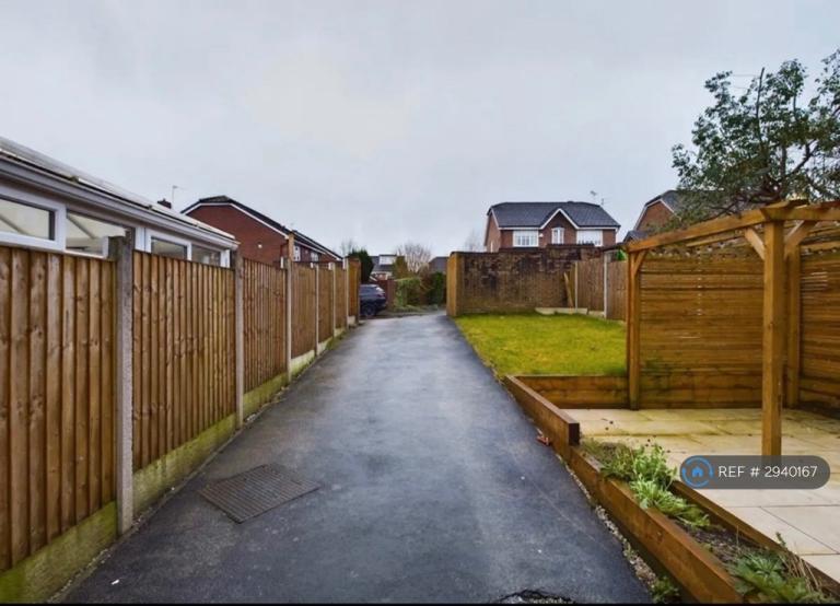 House Campbell Close in Bury