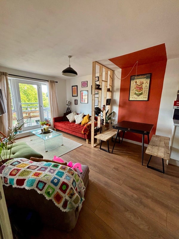 Room Atchley Street in Bristol